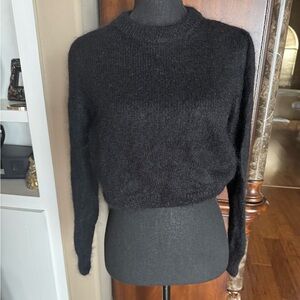 PAROSH Black Sweater Cropped‎